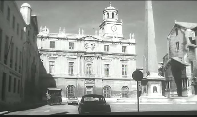 Place de la republique Arles 1960